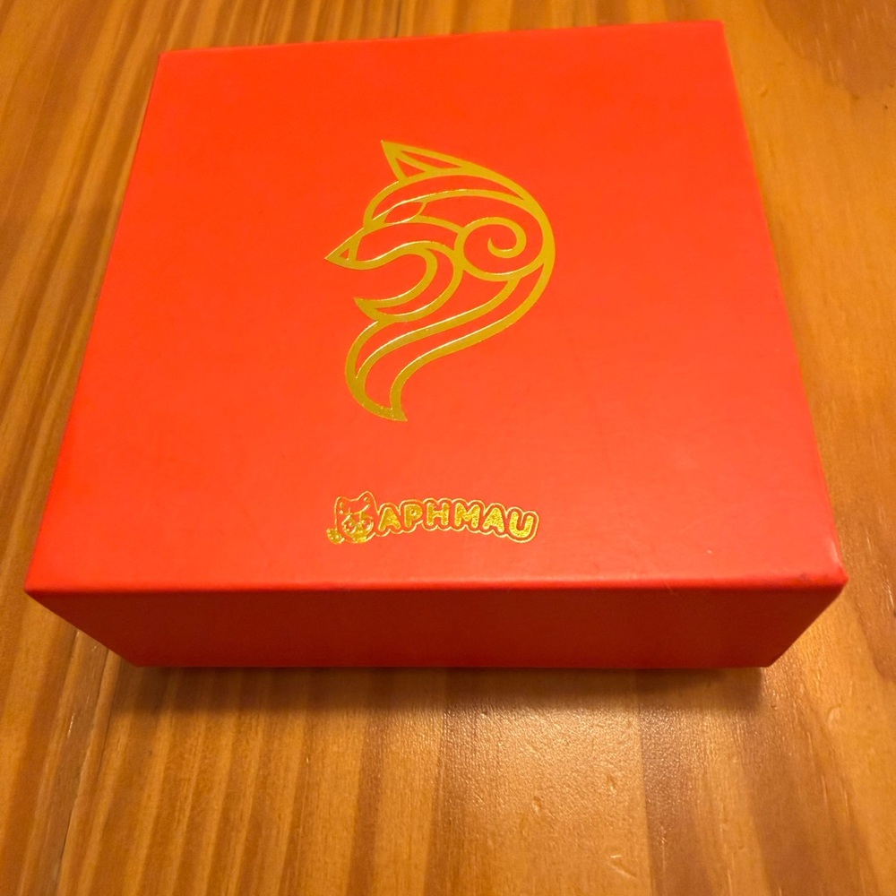 Aphmau MeeMeows Vidcon Lycan Jewelry Necklace + Earrings